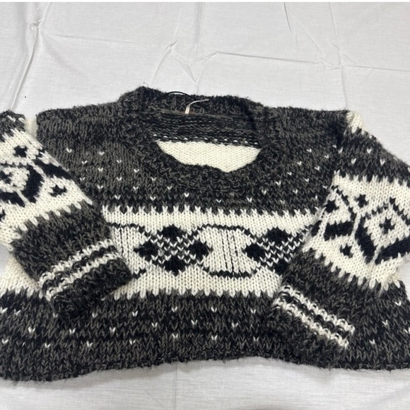 Free People Sweaters - Free People Black White Cropped Fair isle Boho Sweater S Alpaca Vanessa  Size M